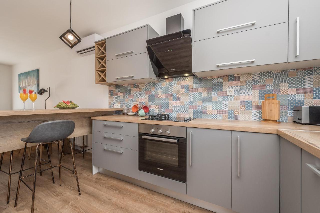 Apartmani Dmarie Privlaka  Exteriör bild