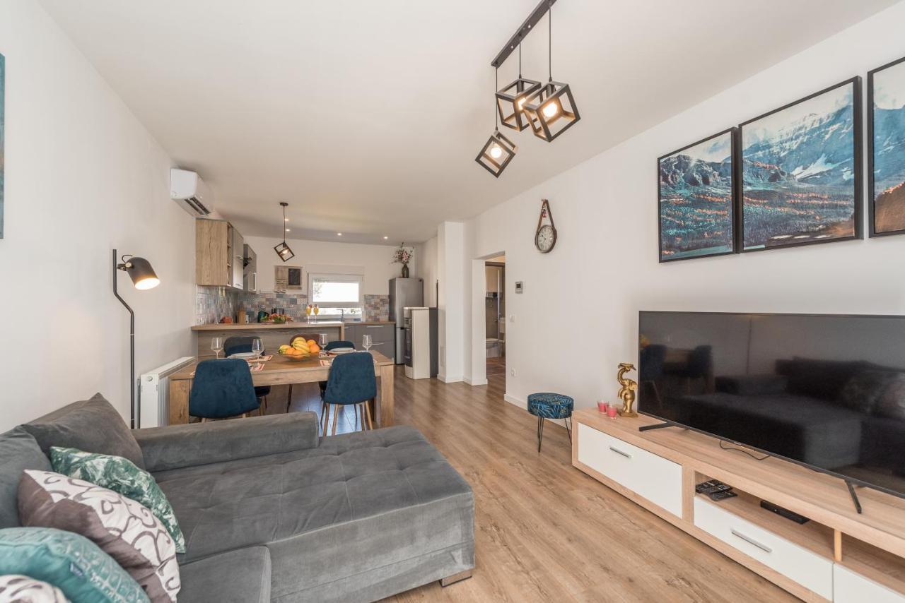 Apartmani Dmarie Privlaka  Exteriör bild
