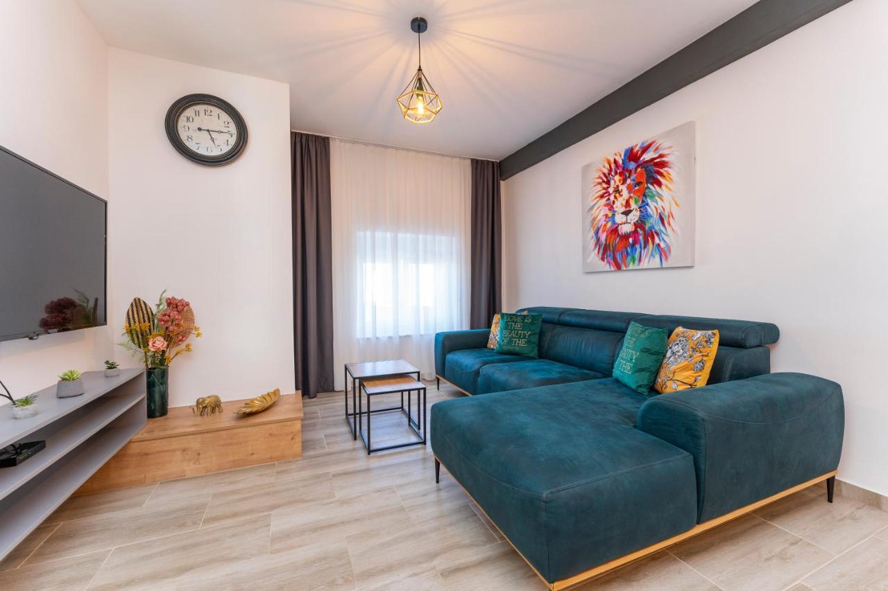 Apartmani Dmarie Privlaka  Exteriör bild