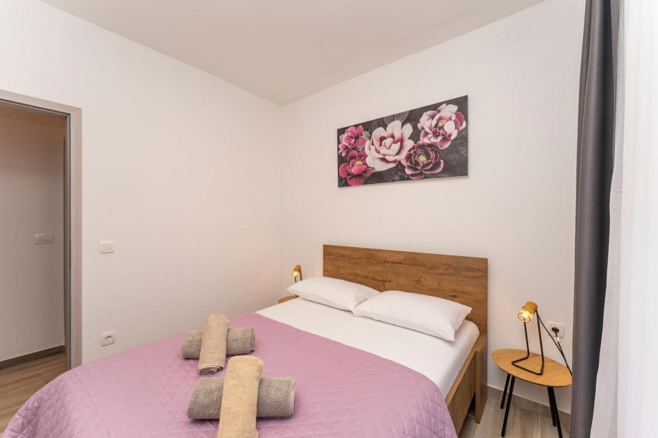 Apartmani Dmarie Privlaka  Exteriör bild